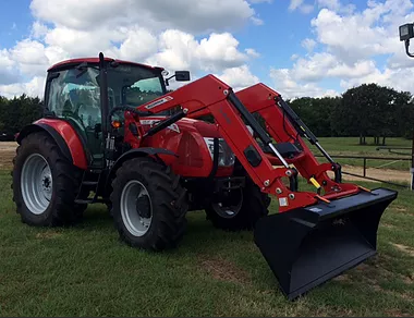 McCormick X5.40 113 hp, 4wd, Loader